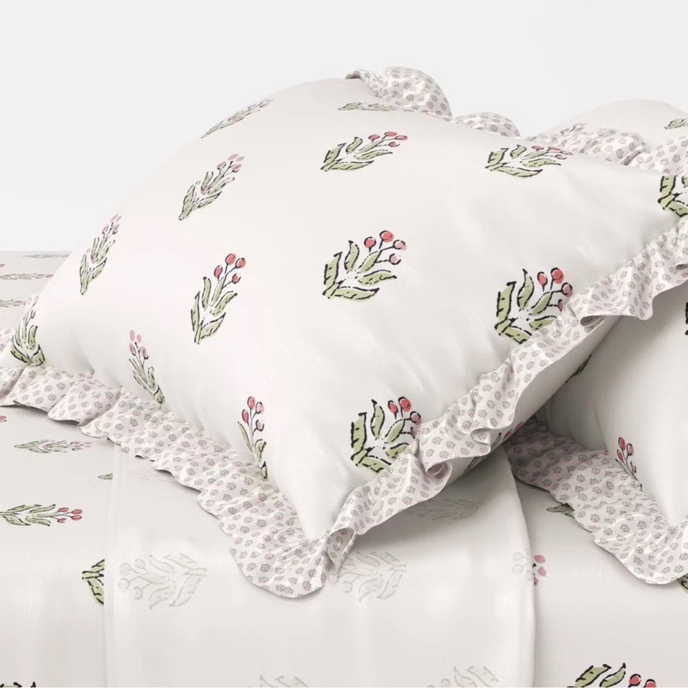 Studio McGee Threshold FULL Teen Block Print 4pc Ruffle Sheet Set Pink/Cream NEW